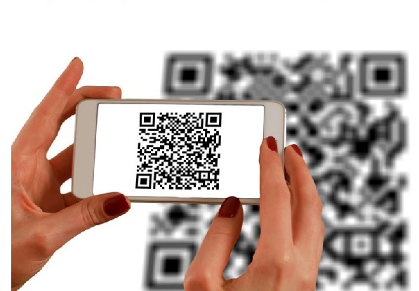 Cách nhận biết qua mã QR