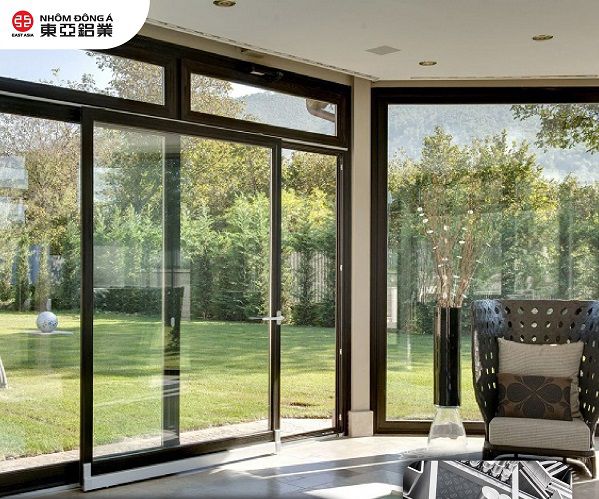 Sử dụng nhiều phụ iện chính hãng đi kèm